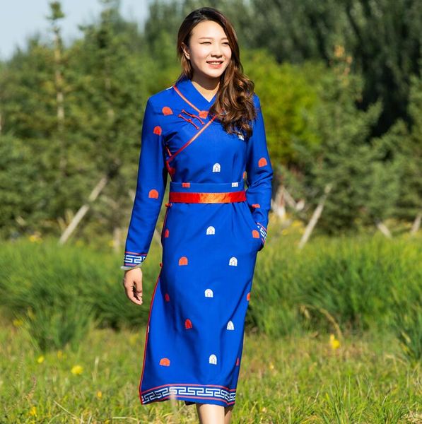 mongolian new ingenuity fashional thickened linen with lining women's modern casual gown autumn winter fine workmanship soft, Black;red
mongolian new ingenuity fashional thickened linen with lining women's modern casual gown autumn winter fine workmanship soft, Black;red