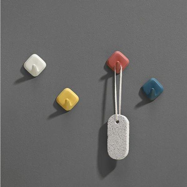 4pcs/lot strong nail-no trace behind the door paste hook non-stick creative nordic clothes hook bathroom wall
4pcs/lot strong nail-no trace behind the door paste hook non-stick creative nordic clothes hook bathroom wall
