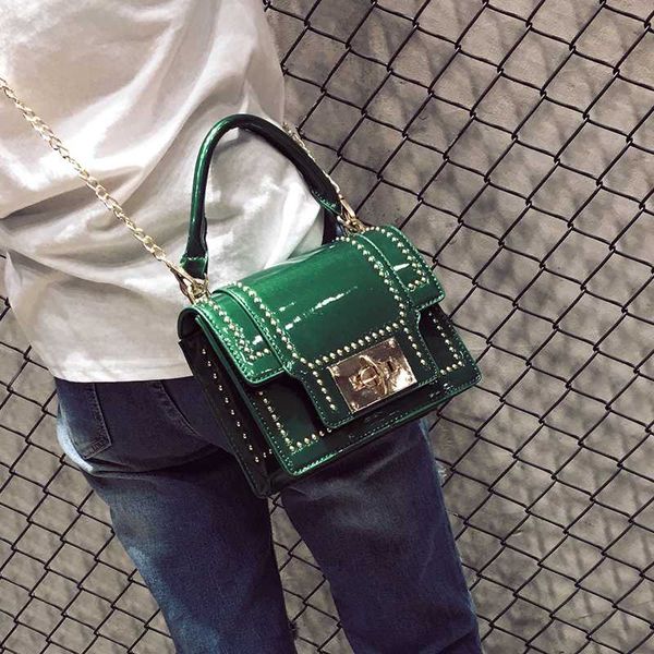 solid color quality pu leather crossbody bags for women 2020 chain small shoulder messenger bag lady handbags and purses
solid color quality pu leather crossbody bags for women 2020 chain small shoulder messenger bag lady handbags and purses