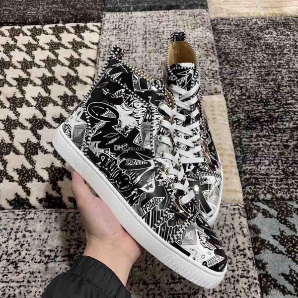 italy luxury shoes flat red bottom dress sneaker young men high cut shoes with white black graffiti casual patent leather factory wholesale 
italy luxury shoes flat red bottom dress sneaker young men high cut shoes with white black graffiti casual patent leather factory wholesale
