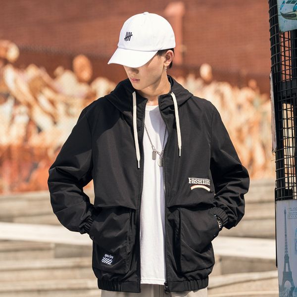 2019 autumn and winter men's new casual pocket decorative letter print hooded jacket loose temperament trend cotton, Black;brown
2019 autumn and winter men's new casual pocket decorative letter print hooded jacket loose temperament trend cotton, Black;brown