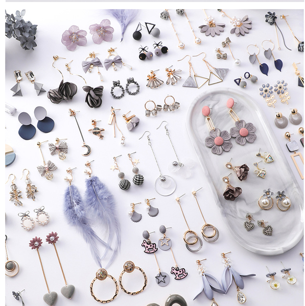 sweet cold personality joker grey earrings temperament grey korean wave tassel long earrings 2020, Silver
sweet cold personality joker grey earrings temperament grey korean wave tassel long earrings 2020, Silver
