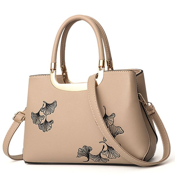 2020 new women bags messenger bag fashion handbag european and american capacity middle-aged mom bag
2020 new women bags messenger bag fashion handbag european and american capacity middle-aged mom bag