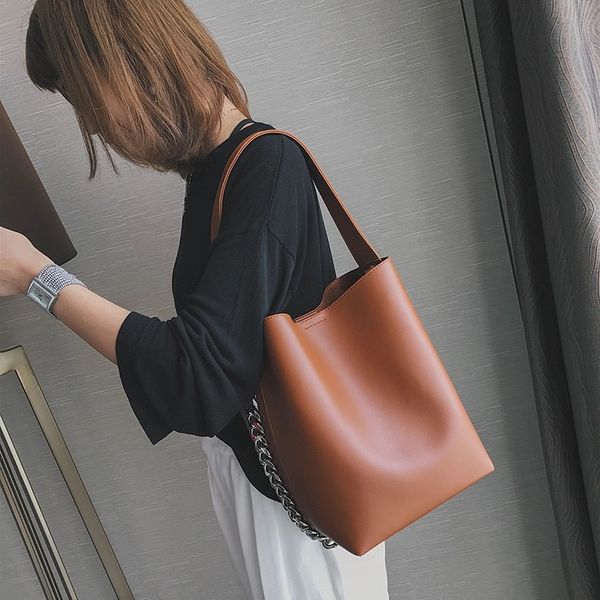 brand design women shoulder bag large capacity chain bucket handbags quality pu leather women's totes shopping bag bolsa feminin
brand design women shoulder bag large capacity chain bucket handbags quality pu leather women's totes shopping bag bolsa feminin