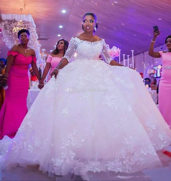 new lace plus size wedding dresses modest 1/2 long sleeve a line sheer neckline court train backless lace applique and tulle bridal gowns, White
new lace plus size wedding dresses modest 1/2 long sleeve a line sheer neckline court train backless lace applique and tulle bridal gowns, White