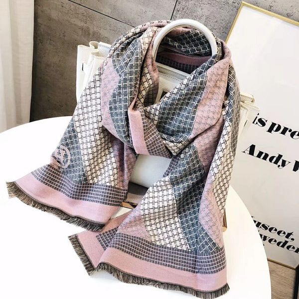 roll box gift winter luxury 100% cashmere scarf for men and women, Blue;gray 
roll box gift winter luxury 100% cashmere scarf for men and women, Blue;gray