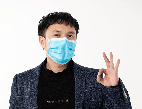 face mask one-time protection three-layer spot anti-flying foam dust permeability melt-blown non-woven cloth children's nose mask
face mask one-time protection three-layer spot anti-flying foam dust permeability melt-blown non-woven cloth children's nose mask
