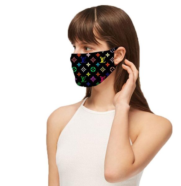 Новая мода Luxury маска для лица Письмо печати Маска дышащий Женщины Маски Unisex Многоразовый моющийся Велоспорт Открытый конструктор маска
Новая мода Luxury маска для лица Письмо печати Маска дышащий Женщины Маски Unisex Многоразовый моющийся Велоспорт Открытый конструктор маска