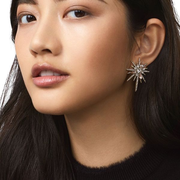 jujia new stud earrings star crystal fashion earring statement jewelry wholesale, Golden;silver
jujia new stud earrings star crystal fashion earring statement jewelry wholesale, Golden;silver