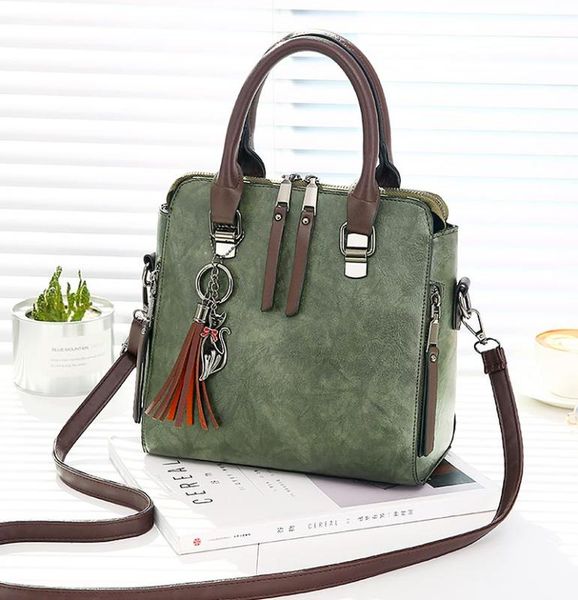 women messenger bags totes boston hand bags 2020 new tassel crossbody shoulder bag vintage pu leather ladies handbags
women messenger bags totes boston hand bags 2020 new tassel crossbody shoulder bag vintage pu leather ladies handbags