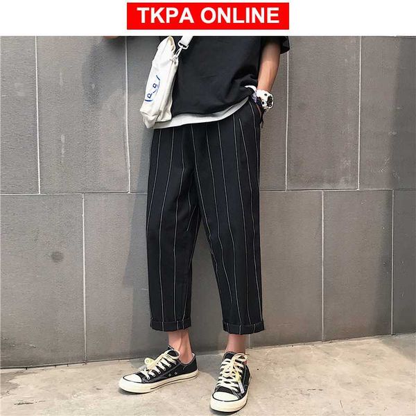 men harajuku wide leg plaid pants 2020 hip hop harem pants male vintage fashions sweatpants black striped joggers
men harajuku wide leg plaid pants 2020 hip hop harem pants male vintage fashions sweatpants black striped joggers