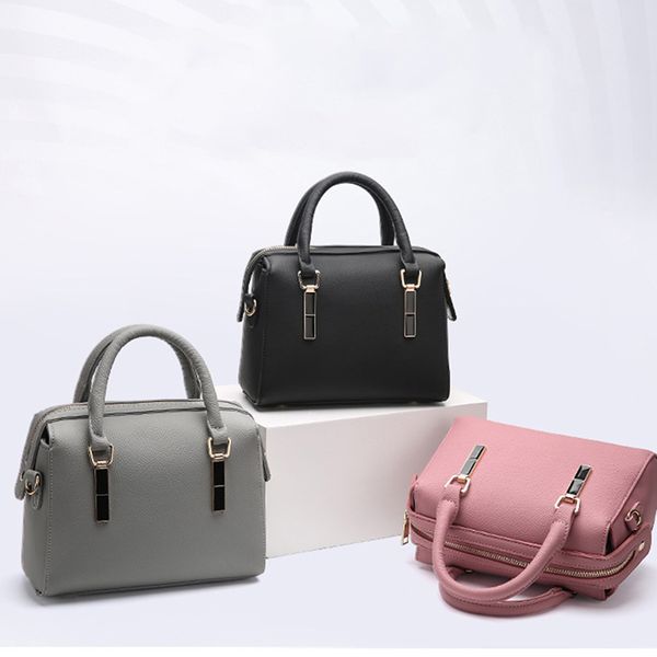 2020 летняя мода женщин сумка сумки pu плеча crossbody сумки женские сумки tote
2020 летняя мода женщин сумка сумки pu плеча crossbody сумки женские сумки tote