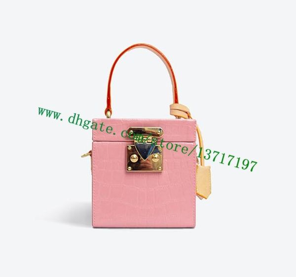 grade pink embossed patent leather vernis handbag m52516 bleecker box women square shoulder bag cosmetic
grade pink embossed patent leather vernis handbag m52516 bleecker box women square shoulder bag cosmetic