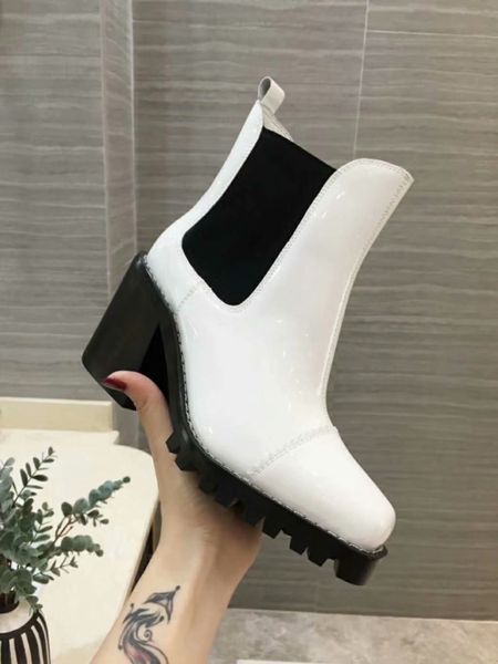 woman chaussures femme quality leather platform ankle boots women zip flat martin boots cow muscle sole winter shoes heel 8 size 11, Black
woman chaussures femme quality leather platform ankle boots women zip flat martin boots cow muscle sole winter shoes heel 8 size 11, Black
