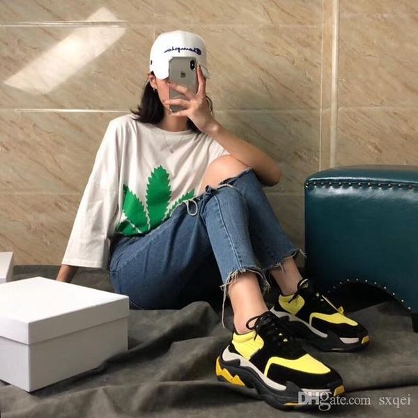 2018 brand fashion luxury designer women shoes triple s trainers men triple-s sneakers fashion women and men casual shoes dhl free, Black
2018 brand fashion luxury designer women shoes triple s trainers men triple-s sneakers fashion women and men casual shoes dhl free, Black