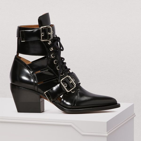 european fashion show 2018 retro casual ankle boots genuine leather women boots metal buckle design blue boot vintage ladyshoes, Black
european fashion show 2018 retro casual ankle boots genuine leather women boots metal buckle design blue boot vintage ladyshoes, Black