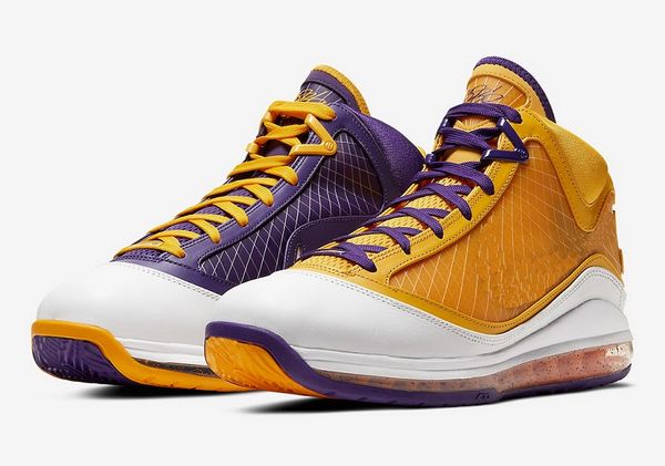 lebron 7 media day lakers for sale with box men basketball shoes wholesale us7-us12, Black
lebron 7 media day lakers for sale with box men basketball shoes wholesale us7-us12, Black