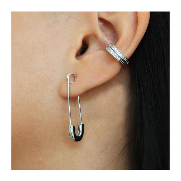 Japanese designers paper clip clip cool style simple modeling lovers earrings earrings INS net red
Japanese designers paper clip clip cool style simple modeling lovers earrings earrings INS net red