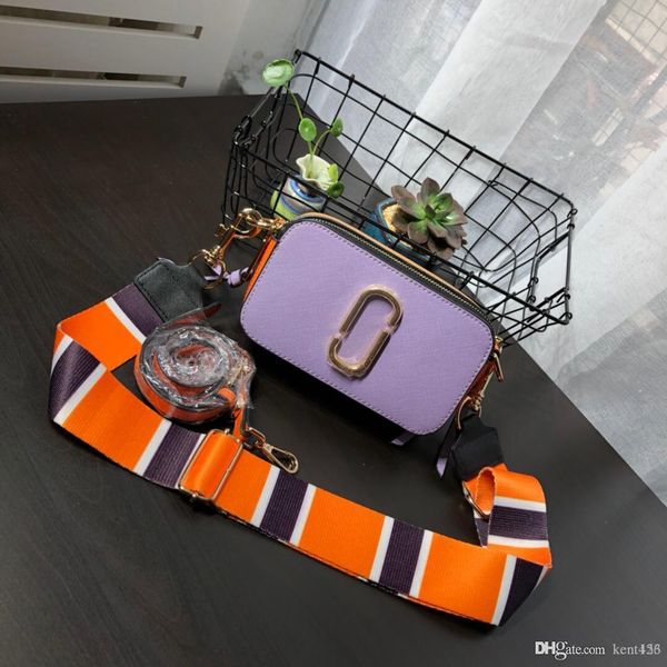 designer handbag, spring/summer 2019 new single-shoulder bag, luxury bag.female bag.factory direct sales of luggage.global freight
designer handbag, spring/summer 2019 new single-shoulder bag, luxury bag.female bag.factory direct sales of luggage.global freight