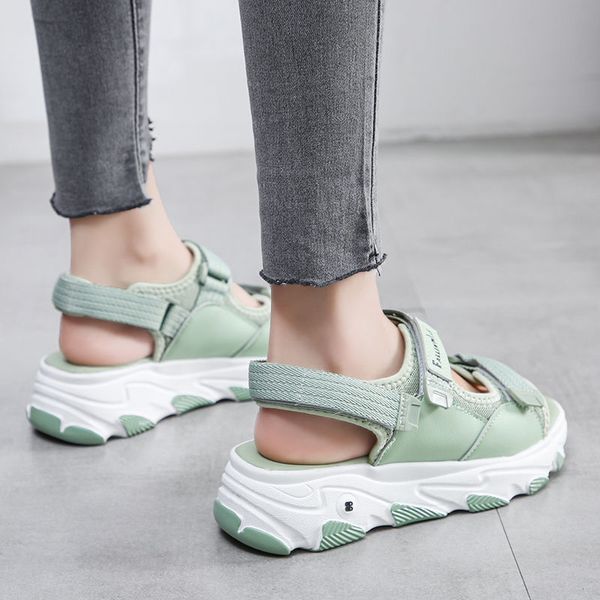 2020 l shoes sport sandals female summer network hong chao fire fashion dad sandals, Black
2020 l shoes sport sandals female summer network hong chao fire fashion dad sandals, Black