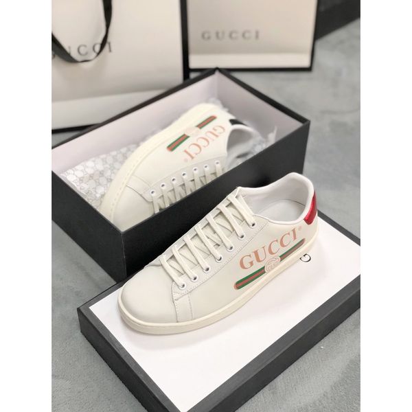 2020 new xs couple sports shoes luxury design daily casual sports shoes outdoor sports
2020 new xs couple sports shoes luxury design daily casual sports shoes outdoor sports
