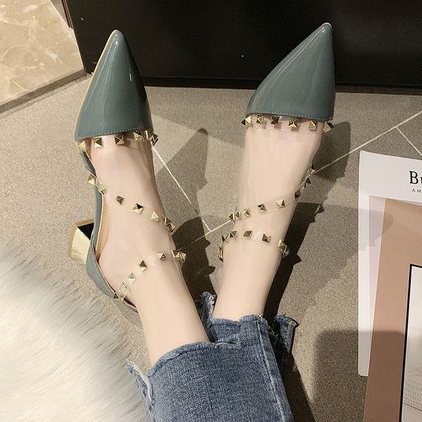 2020 women's shoes pumps fashion high heels female sandals rivet metal decoration pu leather style women zapatos de mujer u18-71, Black
2020 women's shoes pumps fashion high heels female sandals rivet metal decoration pu leather style women zapatos de mujer u18-71, Black