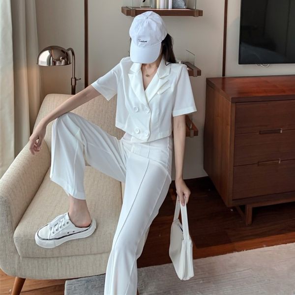womens korean-style fashion temperament lapel short suit high waist slim straight wide leg pants two-piece suit for women, White;black
womens korean-style fashion temperament lapel short suit high waist slim straight wide leg pants two-piece suit for women, White;black