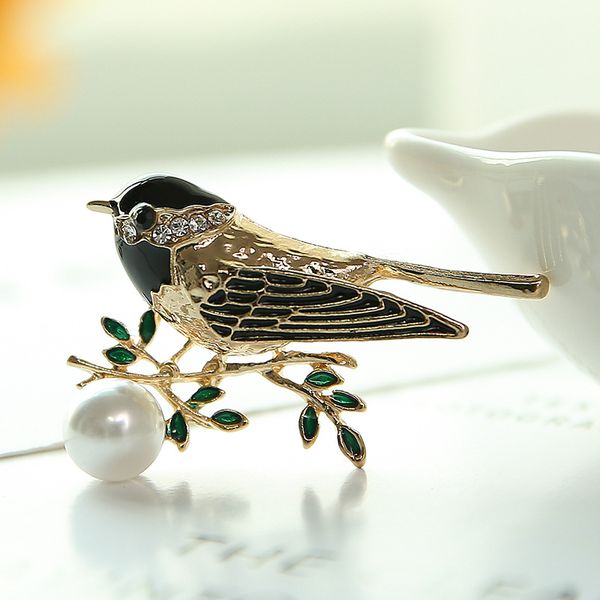bird brooch inlaid pearl drop of high-grade metal brooch halloween costume accessories, Gray
bird brooch inlaid pearl drop of high-grade metal brooch halloween costume accessories, Gray
