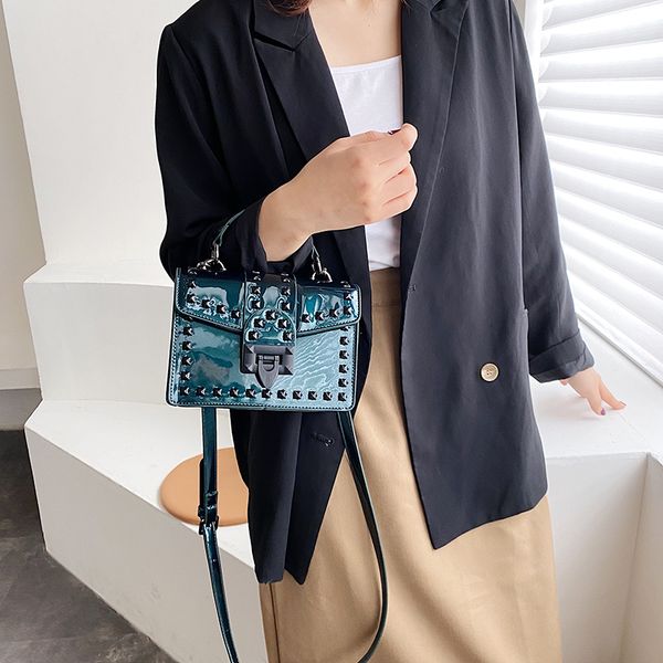 2021 hot sale New Style Shoulder Retro bags Purse For Girls Leather Shoulder Square bags Bolsa Feminina Jingdongdingzhi/03
2021 hot sale New Style Shoulder Retro bags Purse For Girls Leather Shoulder Square bags Bolsa Feminina Jingdongdingzhi/03