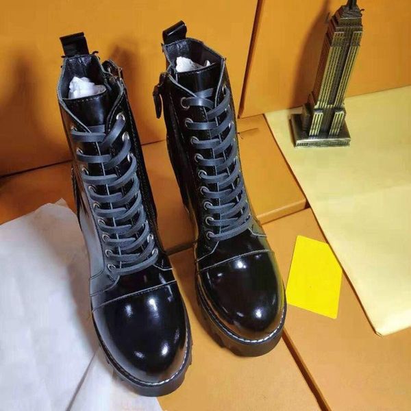 2020 new high-heel waterproof platform martin boots, velvet, autumn and winter new thick-heeled shoe boots party shoes, Black
2020 new high-heel waterproof platform martin boots, velvet, autumn and winter new thick-heeled shoe boots party shoes, Black