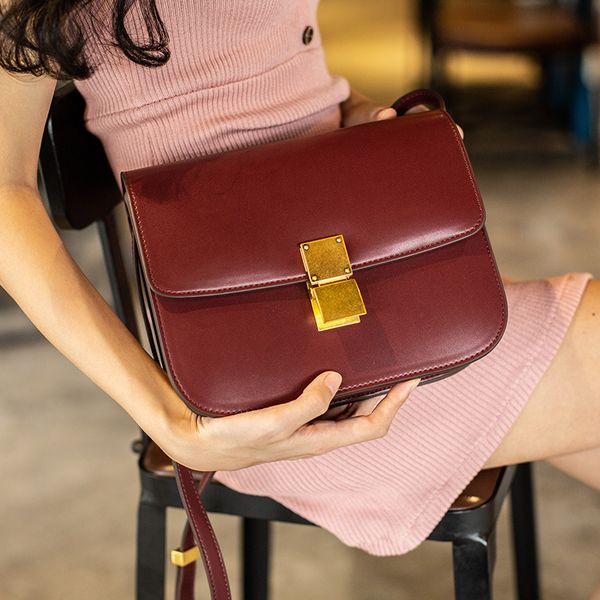 кожаные сумки тофу мешок коробки мешок 2020 новый ретро небольшой площади мини простой посыльного плеча стюардесс
кожаные сумки тофу мешок коробки мешок 2020 новый ретро небольшой площади мини простой посыльного плеча стюардесс