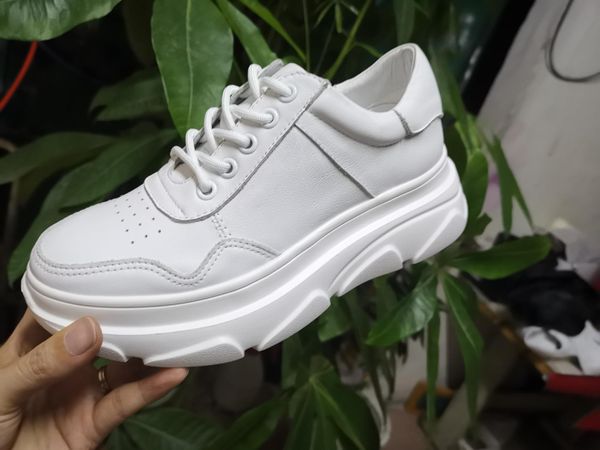 spring and autumn slope with increased single shoes waterproof platform silver casual shoes leather platform shoes women's white black
spring and autumn slope with increased single shoes waterproof platform silver casual shoes leather platform shoes women's white black