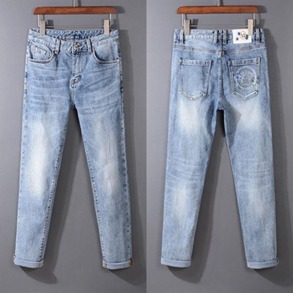 2020ss new hip hop men's black hole jeans hole zipper trend jeans men's decorative hole jeans men's pants b128, Blue
2020ss new hip hop men's black hole jeans hole zipper trend jeans men's decorative hole jeans men's pants b128, Blue