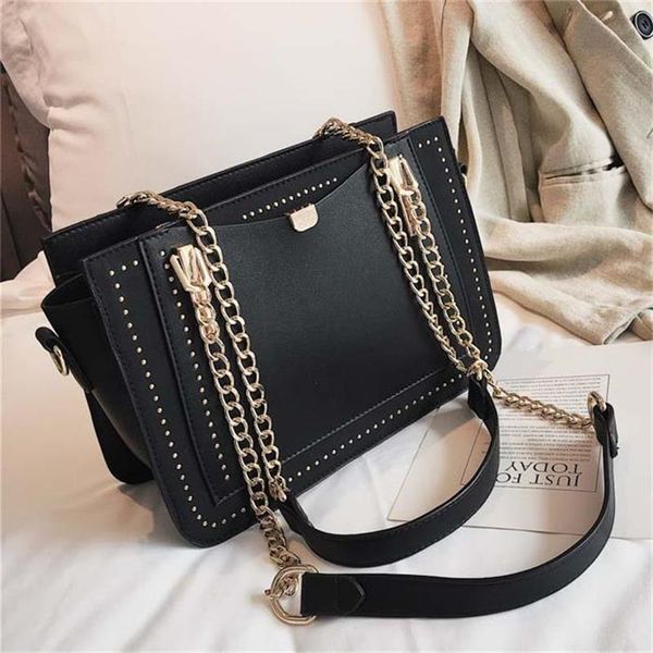 swdf 2020 new rivet handbag women bag metal chain tote bags casual pu leather crossbody bag bags for woman
swdf 2020 new rivet handbag women bag metal chain tote bags casual pu leather crossbody bag bags for woman