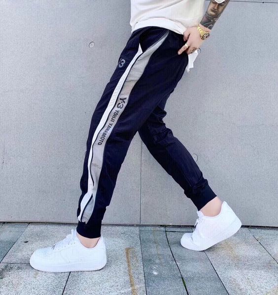 2020ss spring and summer new high grade cotton printing short sleeve round neck panel t-shirt size: m--xl-xxl-xxxl color: black white k002
2020ss spring and summer new high grade cotton printing short sleeve round neck panel t-shirt size: m--xl-xxl-xxxl color: black white k002