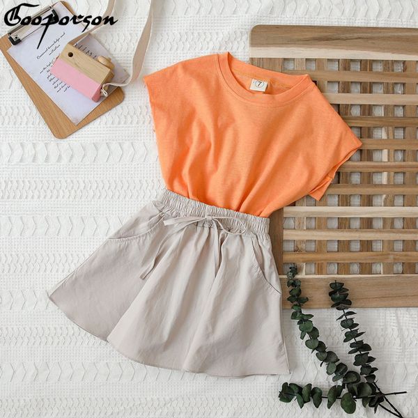 summer kids clothes fashion short sleeve shirt&big swing skirt fashion little girls clothing set korean children backless outfit t200613, White
summer kids clothes fashion short sleeve shirt&big swing skirt fashion little girls clothing set korean children backless outfit t200613, White