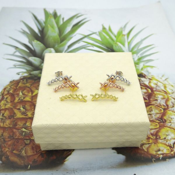 european and american classic lady sterling silver white golden golden rose gold plated x cross shaped earrings fashion accessories, Golden;silver
european and american classic lady sterling silver white golden golden rose gold plated x cross shaped earrings fashion accessories, Golden;silver