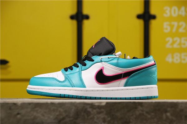 aj 1 1s j1 low 553558-306 south coast jumpman 2019 men sports basketball shoe mens sneakers shoes women boots running casual new
aj 1 1s j1 low 553558-306 south coast jumpman 2019 men sports basketball shoe mens sneakers shoes women boots running casual new