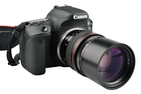 135mm F2.8 Telephoto Prime Lens for Canon EOS 1300D 6D 77D 760D 800D 60D 70D 80D Nikon D810 D850 DSLR Camera Lens
135mm F2.8 Telephoto Prime Lens for Canon EOS 1300D 6D 77D 760D 800D 60D 70D 80D Nikon D810 D850 DSLR Camera Lens