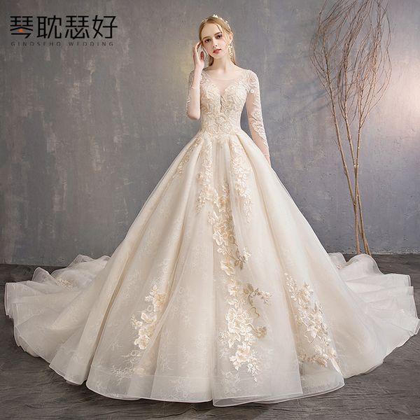 new european and american slim bride marriage yarn autumn and winter hepburn retro long tail dress shaking woman, White
new european and american slim bride marriage yarn autumn and winter hepburn retro long tail dress shaking woman, White