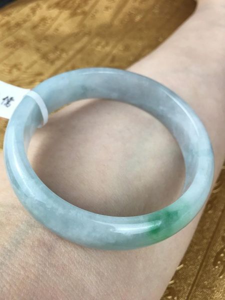 send a certificate natural jadeite bracelet two-color light green light purple 54-61mm female bracelet jewelry gift, Golden;silver
send a certificate natural jadeite bracelet two-color light green light purple 54-61mm female bracelet jewelry gift, Golden;silver