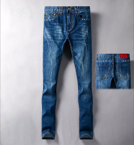 2020 new pa13231 fashion men cotton straight classic business jeans spring autumn male denim pants men brand pants, Blue
2020 new pa13231 fashion men cotton straight classic business jeans spring autumn male denim pants men brand pants, Blue
