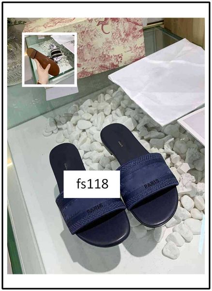 new dazzle flowers slippers summer woman beach alphabet slippers designer embroidery woman shoes 3, Black
new dazzle flowers slippers summer woman beach alphabet slippers designer embroidery woman shoes 3, Black