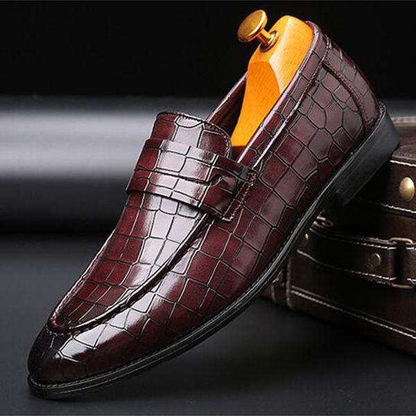 retro loafers crocodile pattern men business dress shoes slip on pointed flat men formal wedding shoes, Black
retro loafers crocodile pattern men business dress shoes slip on pointed flat men formal wedding shoes, Black
