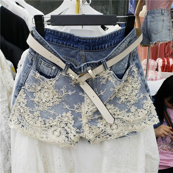 lace jean shorts women 2020 summer new embroidered mesh stitching hole burr loose denim shorts girls student pants jeans, Blue
lace jean shorts women 2020 summer new embroidered mesh stitching hole burr loose denim shorts girls student pants jeans, Blue