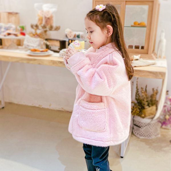 kids girls faux fur coat 2019 toddler girl winter clothes faux jackets turn-down fur long outerwear pink jackets, Blue;gray
kids girls faux fur coat 2019 toddler girl winter clothes faux jackets turn-down fur long outerwear pink jackets, Blue;gray