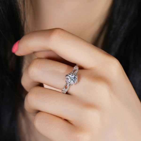jz306 naked diamond one antique hollow ring the same type of ring with fire and ice, Golden;silver
jz306 naked diamond one antique hollow ring the same type of ring with fire and ice, Golden;silver