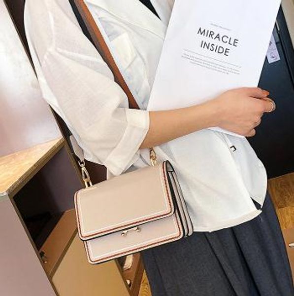 2019 new british style single shoulder bag fashion handbagaaa284