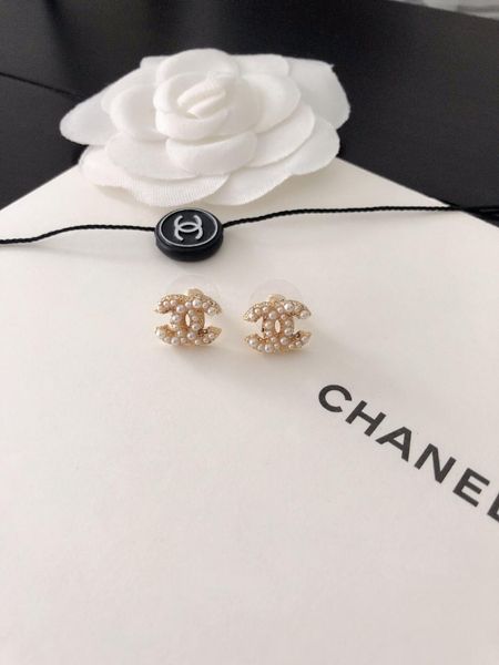 women jewelry women charm earrings new earrings +gift box lk19112323xgd9, Golden
women jewelry women charm earrings new earrings +gift box lk19112323xgd9, Golden