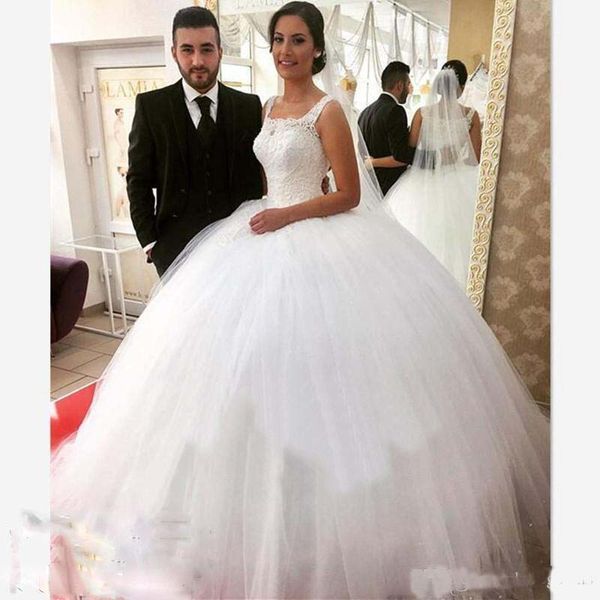 Ball Gown Wedding Dresses square Lace And Tulle Sleeveless Puffy Wedding Gowns Back Lace Up Bridal Dress Vestidos
Ball Gown Wedding Dresses square Lace And Tulle Sleeveless Puffy Wedding Gowns Back Lace Up Bridal Dress Vestidos